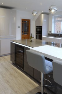 Another stunning #kitchen completed in High gloss taupe featuring the #Neff slide n hide oven